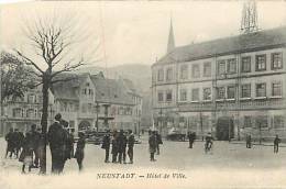 Oct12b 910 : Neustadt An Der Haardt  -  Weinstrasse  -  Hotel De Ville - Neustadt (Weinstr.)