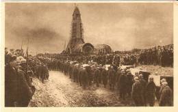 DOUAUMONT - Ossuaire Et Phare - Translation Solonnelle Des Reste De Nos Héros - War Memorials