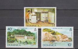 Dominique YT 411/3 ** : Journée Nationale , Distillerie - 1974 - Dominica (...-1978)