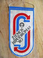 FANION PENNANT From Lithuania, Winter Hippodrome 1980 - Autres & Non Classés