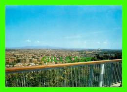 ROMA, ITALIE - HOTEL CAVALIERI HILTON - PANORAMIC VIEW OF ROME FROM THE PERGOLA ROOF GARDEN - - Cafes, Hotels & Restaurants