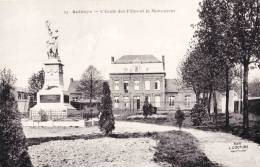 AULNOYE - L'Ecole Des Filles Et Le Monument - Aulnoye