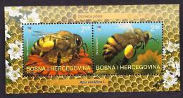BLOC THÉMATIQUE 2 TIMBRES:  LES ABEILLES - NEUF**  LUXE- BOSNIE HERZÉGOVINE - Honeybees
