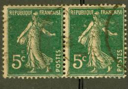 VARIÉTÉS FR 1907 N°137 SE-TENANT  SEMEUSE 5 C VERT FONCÉE TYPE I.  OBLITÉRÉ SPINK ARTHUR MAURY 13.00 € X 2 = 26.00 € - Used Stamps