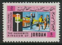 Jordan Jordanien 1977 Mi 1069 ** Road Crossing + Traffic Lights – Int. Traffic Day / Verkehrsampel, überqueren Straße - Unfälle Und Verkehrssicherheit