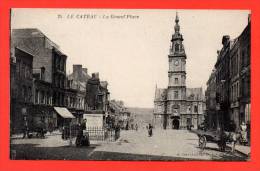 LE CATEAU - La Grand'Place. (animation) - Le Cateau