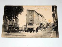 Carte Postale Ancienne : LES VANS : Rue Du Temple Et Rue Du Marché , Animé - Les Vans