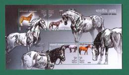 INDIA 2009 - INDIAN HORSES - MINIATURE MNH ** - KATHIAWARI , MARWARI , ZANSKARI , MANIPURI HORSE CHEVAUX - AS SCAN - Blokken & Velletjes