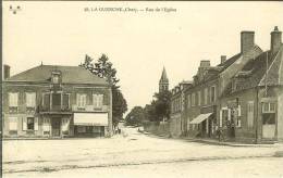 CPA  LA GUERCHE, Rue De L'Eglise  7099 - La Guerche Sur L'Aubois