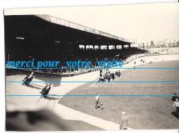 Photos Cyclisme Courses Cyclistes LESUEUR SANTE LAMBOLEY   ( STADE Parc Des Princes Boulogne Billancourt Paris Vélo Moto - Cycling