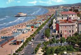 Bellissima   Cartolina    Anni  70      "  SENIGALLIA  - Lungomare E Spiaggia   " - Senigallia