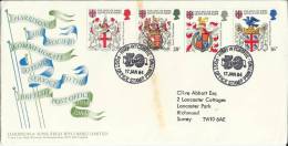 INGLATERRA FDC ESCUDOS DE ARMAS MAT HIGH WYCOMBE 50 YEARS POST OFFICE STAMP PRINTING - Covers