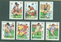 Vietnam: Football Mexico 1986 - Mint NH - VF - 1986 – Mexico