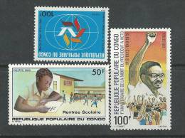 Congo N° 588 + 593 / 94 XX  Les 3 Valeurs Sans Charnière TB - Autres & Non Classés