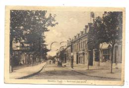 Caudry (59) : La Station Essence Boulevard Jean Jaurès  En 1930 (animée). - Caudry