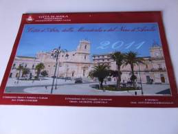 Alt218 Calendario, 2011, Avola, Siracusa, Città Arte, Mandorla, Vino,   Storia, Architettura, Archeologia, Monumenti - Groot Formaat: 2001-...