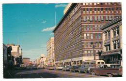 Winnipeg Manitoba Canada - Portage Avenue - Street Rue Cars Voitures - Circulée 1968 - Winnipeg