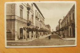 CARTOLINA Di TRANI VIAGGIATA     FORMATO PICCOLO   B513 - Trani