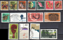 New Zealand 1970 -  Butterflies - Papillon Mi.518,19,21-25,27-31,33-35 -  Used - Oblitérés