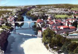 RUOMS - Le Pont Sur L'Ardèche Et Le Quartier Des Brasseries (70523) - Ruoms