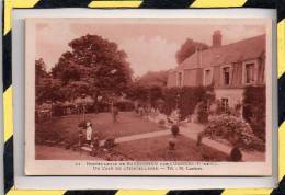 HOSTELLERIE DE BAYENGHEM Par LUMBRES. UN COIN DE L'HOSTELLERIE - Lumbres