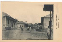 ( CPA AFRIQUE )  GUINÉE PORTUGAISE  /  BAFATA  -  Une Rue  - - Guinée