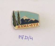 Almaty (formerly Alma-Ata), Kazakhstan / Mountaineering Association Mountaineer Alpinism - Alpinisme