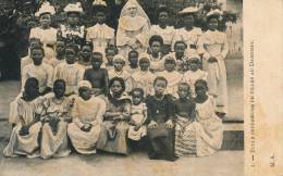 ( CPA AFRIQUE )  DAHOMEY  /  École Supérieure De Filles Au Dahomey  - - Dahomey