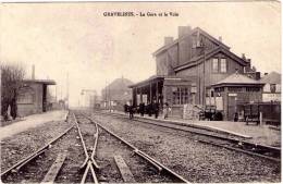 Gravelines  - La Gare  Et La Voie - Beau Plan Animé - Gravelines
