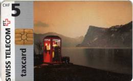 Suisse : Swiss Telecom Taxcard CHF 5 : Cabin Téléphonique 1997 - Telefone