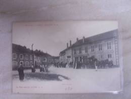 CORCIEUX  RUE HENRY NOMBREUX ATTELAGES - Corcieux