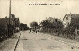 94 - CPA - FONTENAY SOUS BOIS - RUE DU MOULIN- ANIMATION+ - Fontenay Sous Bois