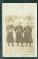 Cpa Photo Militaire ( Zouaves ) Au Camp De La Valbonne ( Ain) Voyagé En 1905  Un160 - Casernas