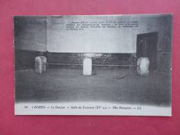 Prison Loches Le Donjon The Dungeon ==ref 806 - Gefängnis & Insassen