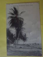 GABON - LIBREVILLE  - Sur La Plage - Gabon