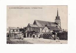 Carte 1915 LES MOUTIERS EN RETZ / LE PASSAGE A NIVEAU (chemin De Fer ,train) - Les Moutiers-en-Retz