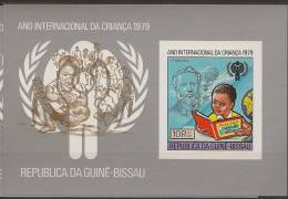 GUINEA - BISSAU 1979 International Year Of The Child (imperforated) - UNICEF