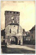 H41   - CPA 68 CERNAY - PORTE DE THANN ANIME - Cernay