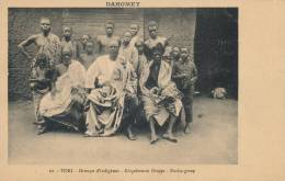 ( CPA AFRIQUE )  DAHOMEY  /  TORI  /  Groupe D' Indigènes  - - Dahomey