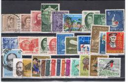 AUST 10 - AUSTRALIE Beau Lot De 32 Val. Oblitérées - Verzamelingen