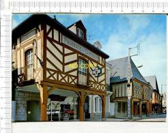 LA GUERCHE DE BRETAGNE  -  Les Vieux Porches -   Pharmacie Centrale - La Guerche-de-Bretagne