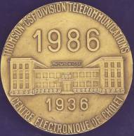 Médaille Du Cinquantenaire Thomson CSF  Division Télécommunications 1936   1986 - Professionnels / De Société