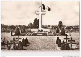 TOMBE DES 7 SOLDATS INCONNUS A VERDUN. REF 10112 - Monuments Aux Morts