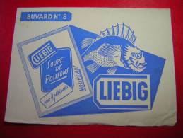 BUVARD N° 8 SOUPE DE POISSONS  LIEBIG - Suppen & Sossen