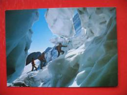 Fra I Serracchi Della MARMOLADA Dolomiti - Escalade