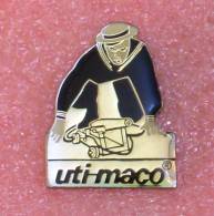 Uti-maco UTIMACO / Computer Safeware, Ordinateur / Sailor & Gun, Marin & Canon - Computers