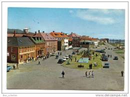 Saint-Pierre Et Miquelon, Saint-Pierre, Place Du Général De Gaulle, Animée, Automobiles, 404, 4L, Jean Briand N° 22 - Saint Pierre And Miquelon