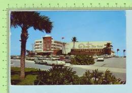 Vieille Auto Old Car ( Galt Ocean Mile Hotel Fort Lauderdale Florida) Post Card Carte Postale - Fort Lauderdale