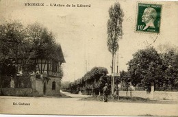 Dépt 91 - VIGNEUX - L'Arbre De La Liberté - Vigneux Sur Seine