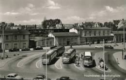 ALLEMAGNE - NEUMÜNSTER - Bahnhofplatz (autobus) - Neumünster